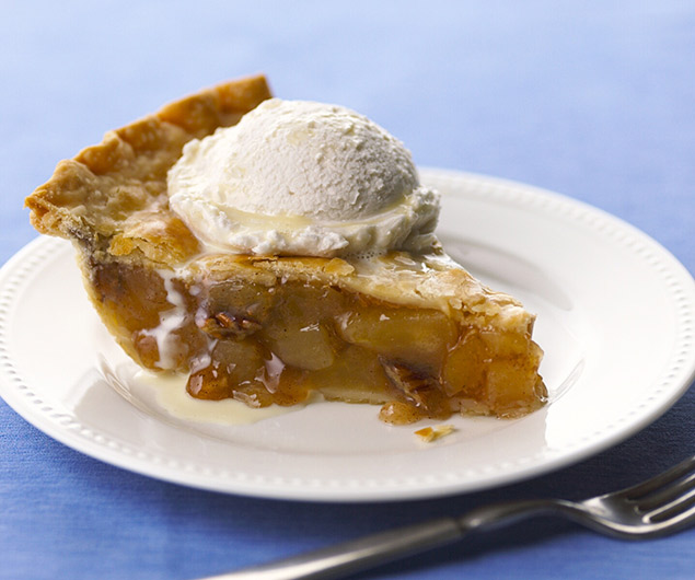 Laura's Blue Ribbon Caramel Apple Pie